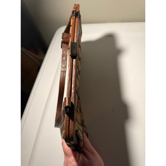 Nicole Miller Collection Vintage Brown Woven Diamond Pattern Envelope Clutch EUC - Picture 7 of 8